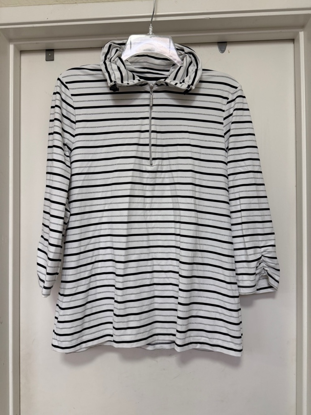 Zenergy Golf Chico’s long sleeve, striped, funnel neck top - size 2 (12/14 L)